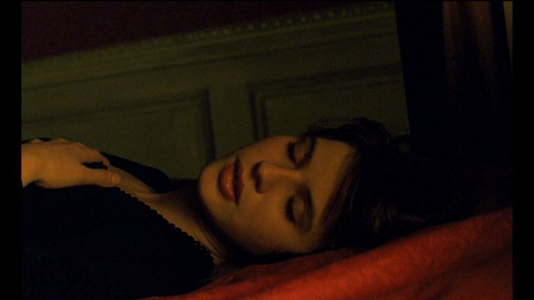Screen capture from The Double Life of Véronique