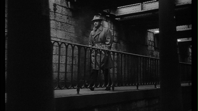 Screen capture from Le doulos