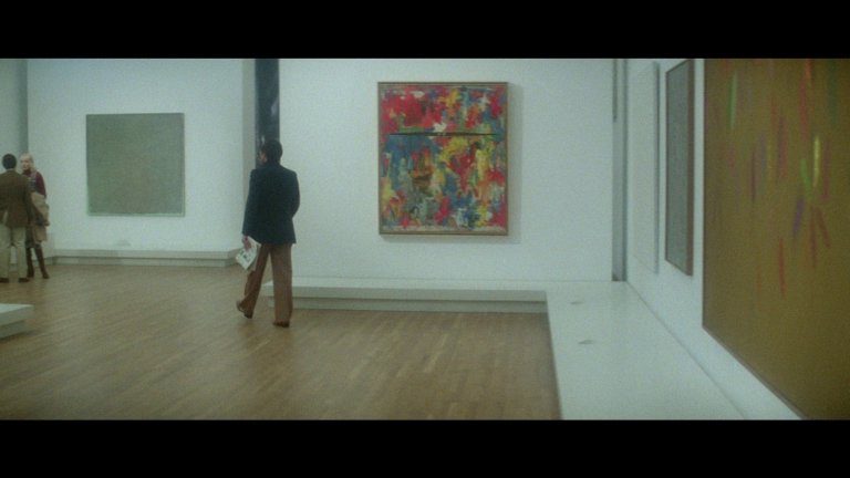 Screen capture from Dressed to Kill