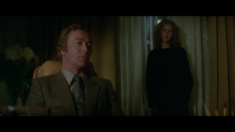 Screen capture from Dressed to Kill