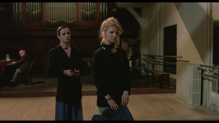 Screen capture from Duelle