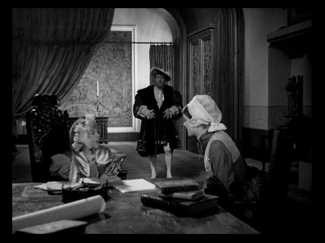 Screen capture from Presenting Sacha Guitry