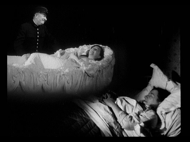 Screen capture from Presenting Sacha Guitry