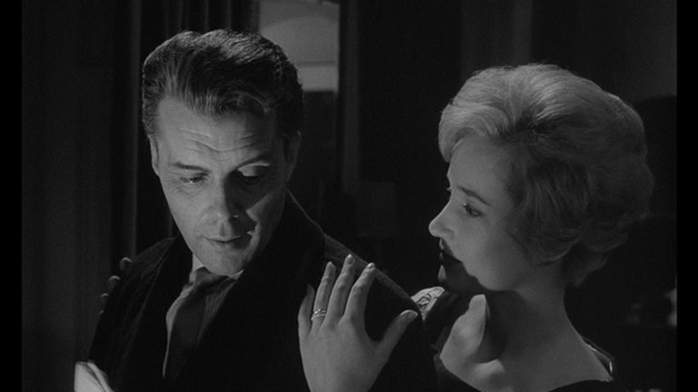 Screen capture from Basil Dearden’s London Underground