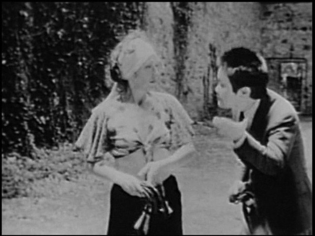 Screen capture from Up All Night with Robert Downey Sr.