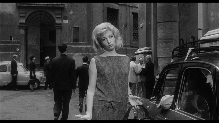 Screen capture from L'eclisse