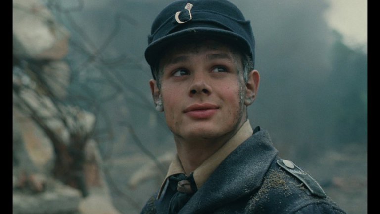 Screen capture from Europa Europa