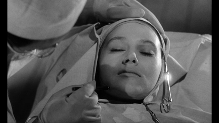 Screen capture from Eyes Without a Face
