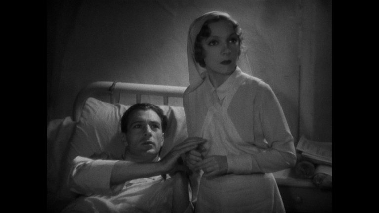 Screen capture from A Farewell to Arms