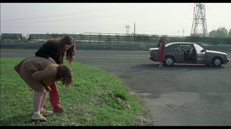 Screen capture from Fat Girl