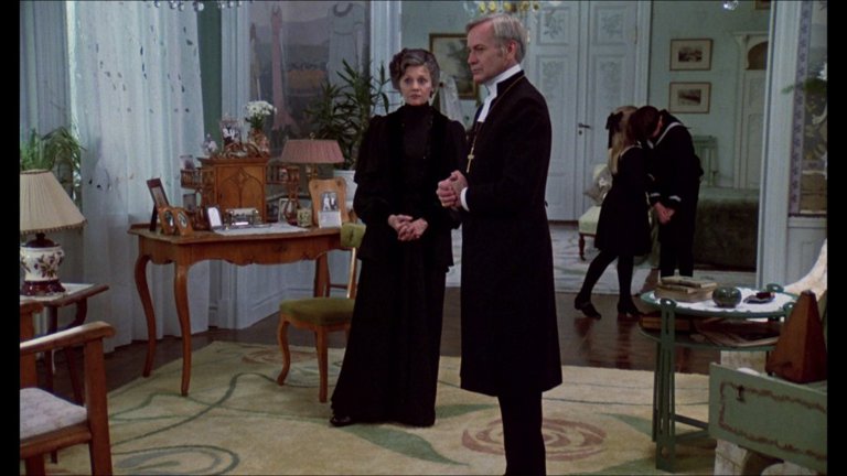 Screen capture from Fanny and Alexander