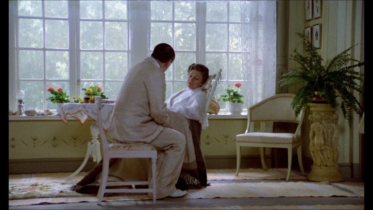 Screen capture from Fanny and Alexander