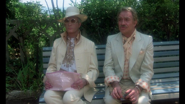 Screen capture from La Cage aux Folles