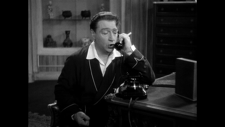 Screen capture from Sacha Guitry: Four Films 1936 - 1938