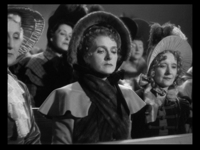 Screen capture from That Hamilton Woman