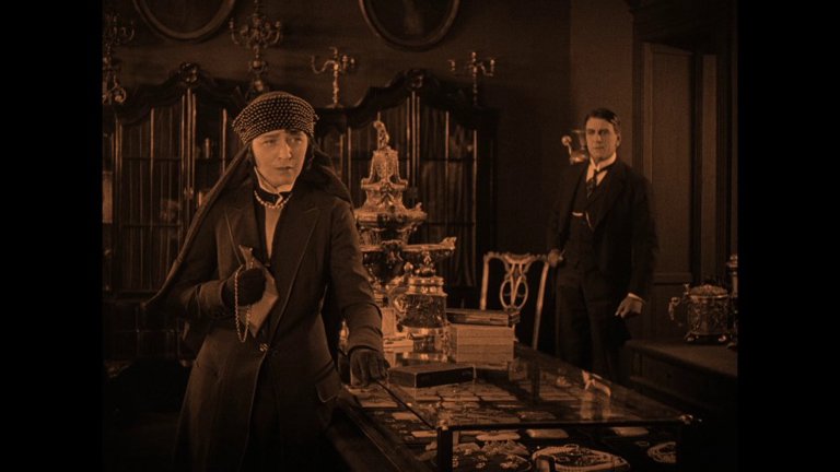 Screen capture from Häxan