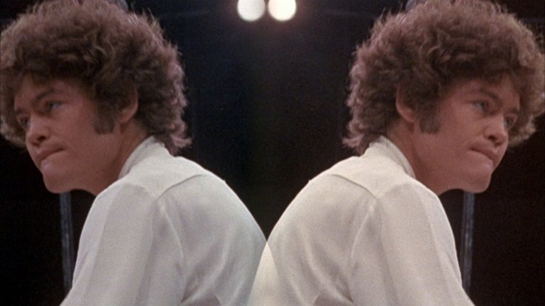 Screen capture from Head