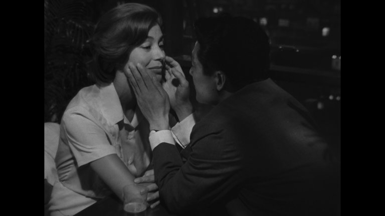 Screen capture from Hiroshima mon amour