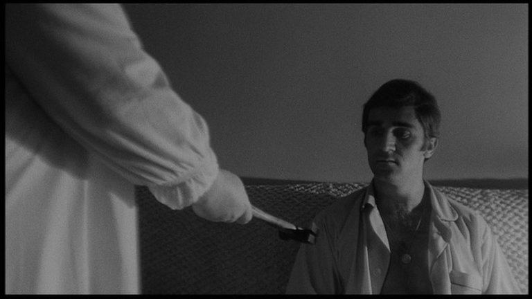Screen capture from The Honeymoon Killers
