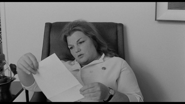 Screen capture from The Honeymoon Killers
