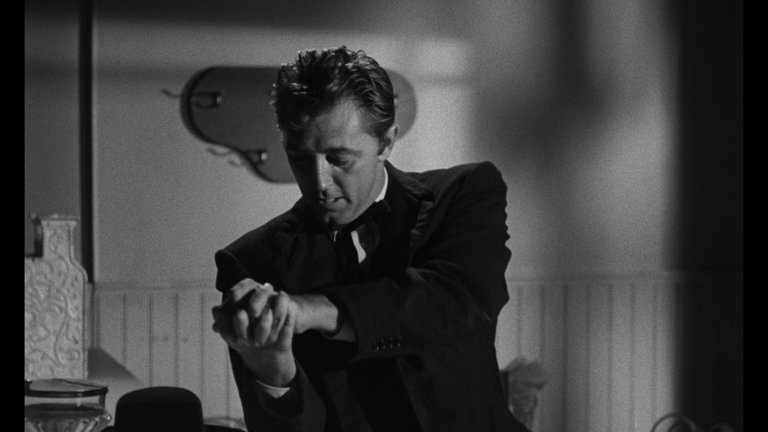 Screen capture from The Night of the Hunter