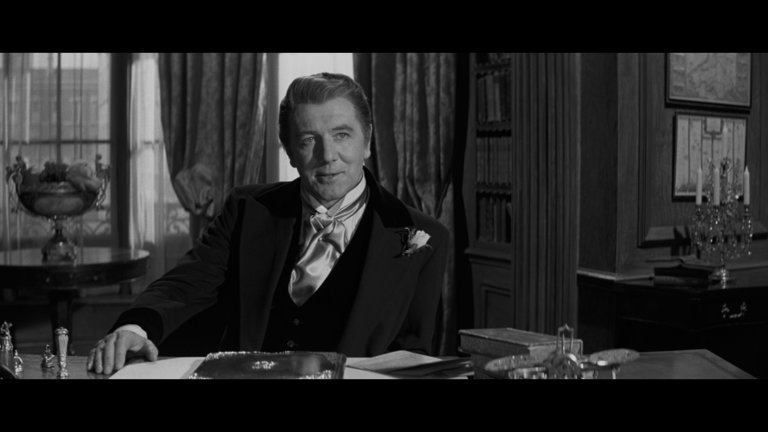 Screen capture from The Innocents