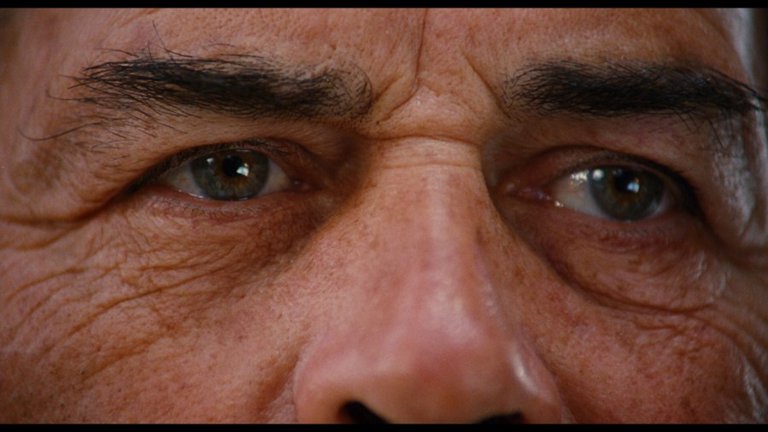 Screen capture from Jackie Brown