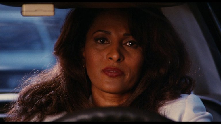 Screen capture from Jackie Brown