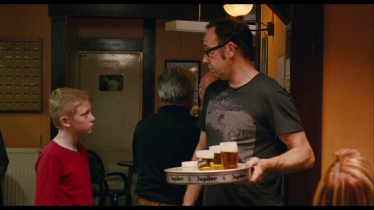 Screen capture from The Kid with a Bike