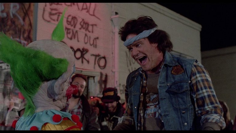 Screen capture from Killer Klowns from Outer Space