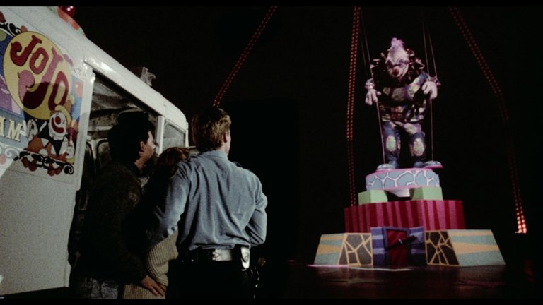 Screen capture from Killer Klowns from Outer Space