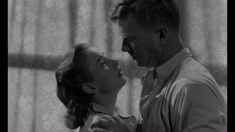 Screen capture from The Killing + Killer's Kiss