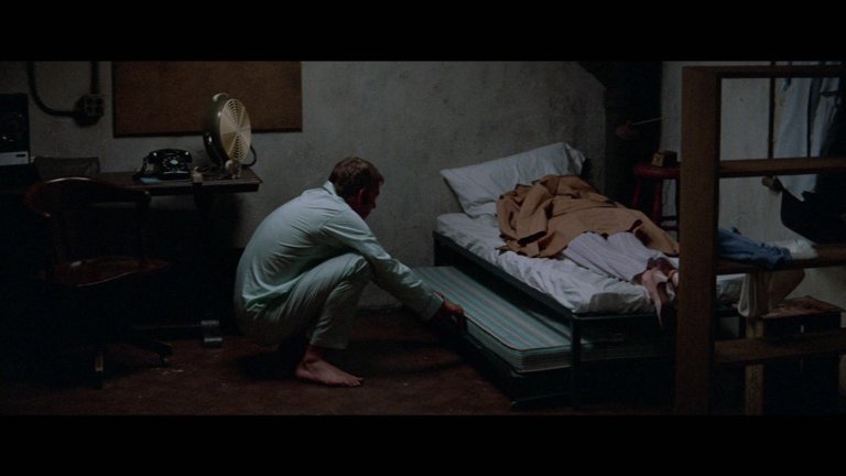 Screen capture from Klute