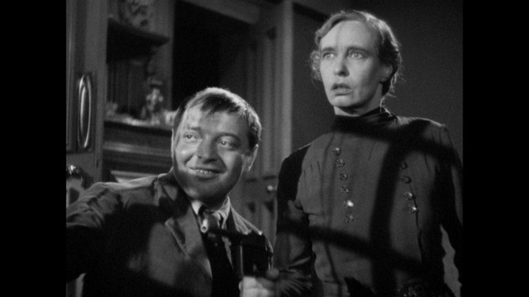 Screen capture from The Man Who Knew Too Much