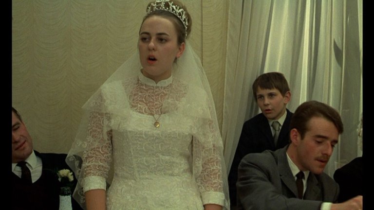 Screen capture from L’enfance nue