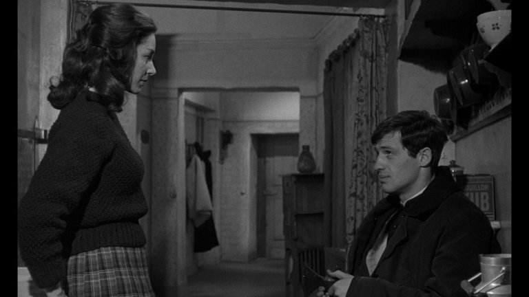 Screen capture from Léon Morin, Priest