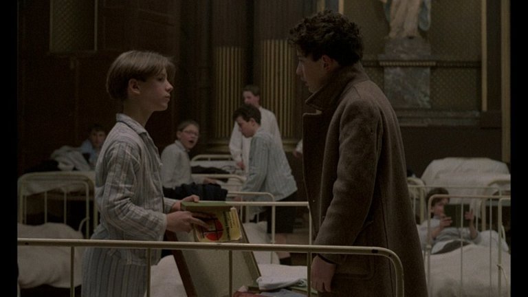Screen capture from Au revoir les enfants