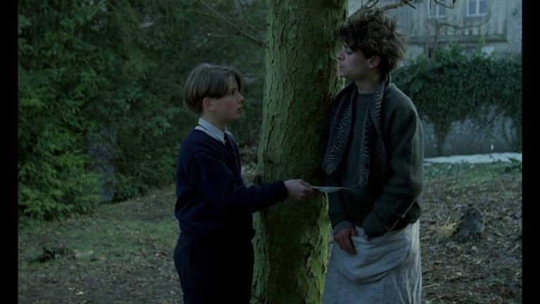 Screen capture from Au revoir les enfants