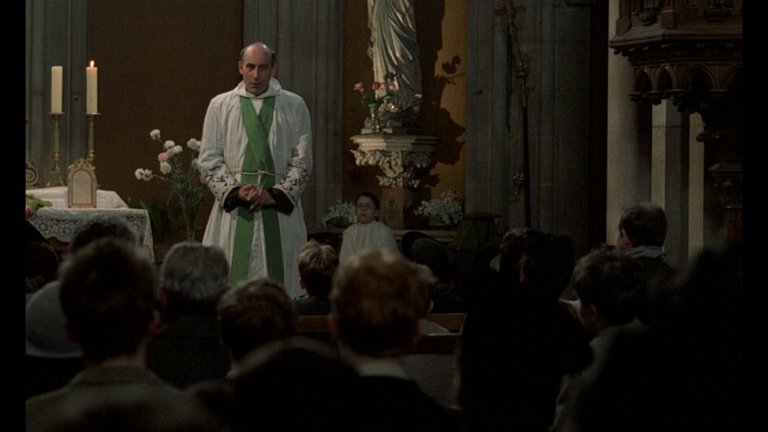 Screen capture from Au revoir les enfants