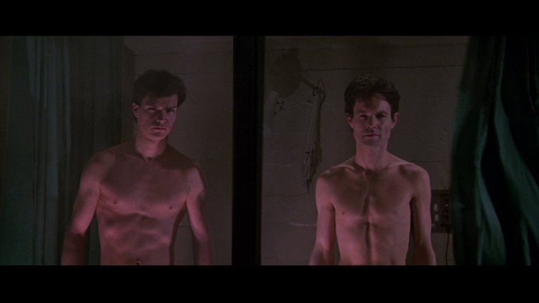 Screen capture from Lifeforce