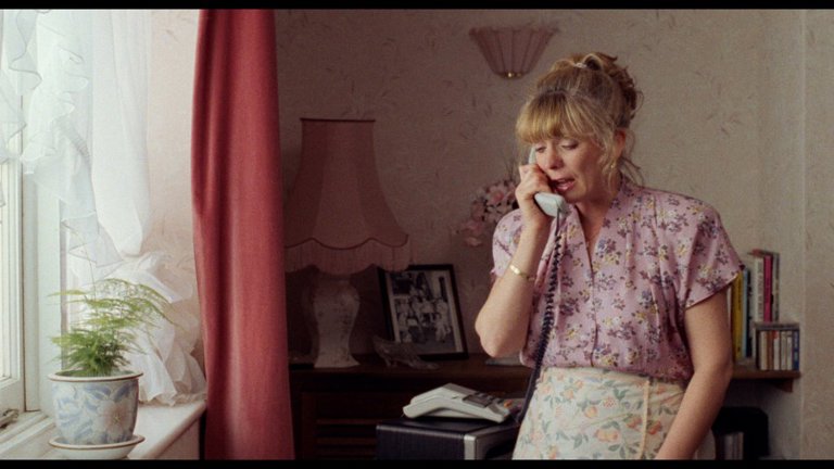Screen capture from Life Is Sweet