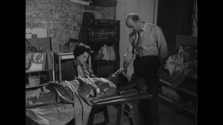 Screen capture from Night of the Living Dead