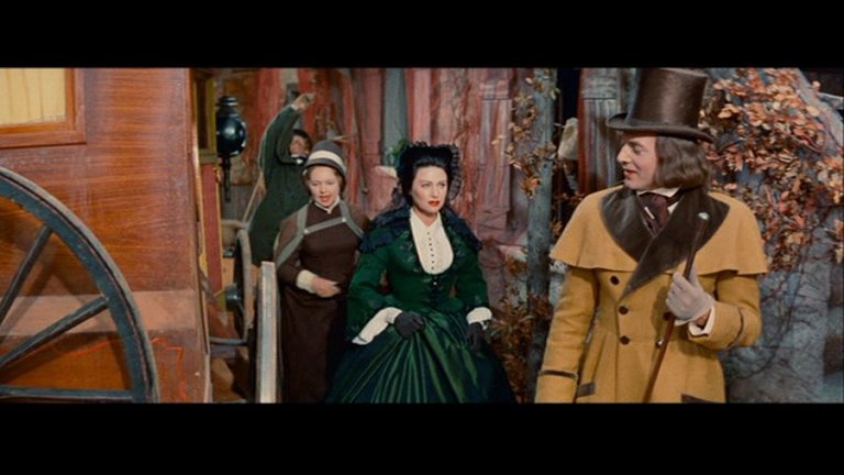 Screen capture from Lola Montès