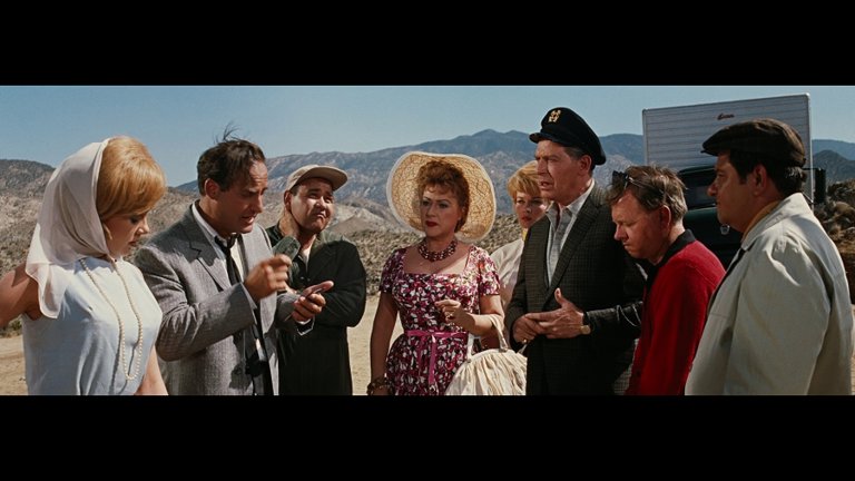 Screen capture from It's a Mad, Mad, Mad, Mad World