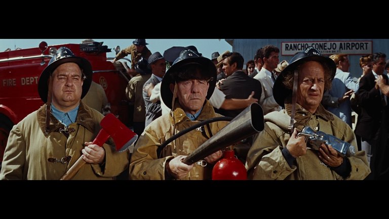 Screen capture from It's a Mad, Mad, Mad, Mad World