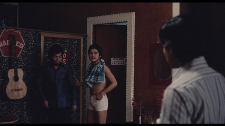 Screen capture from Manila in the Claws of Light