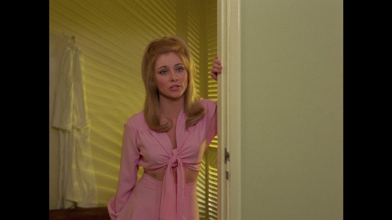 Screen capture from Man of Violence