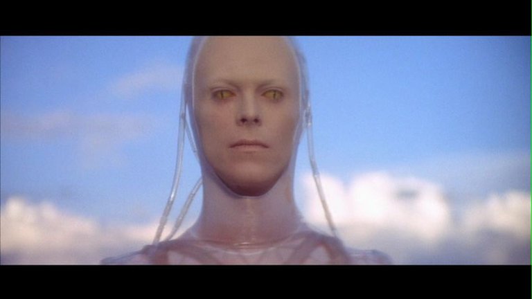 Screen capture from The Man Who Fell to Earth