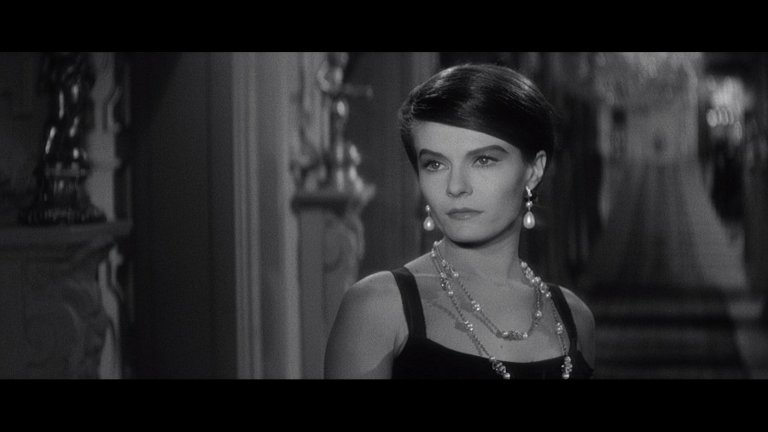 Screen capture from Last Year at Marienbad