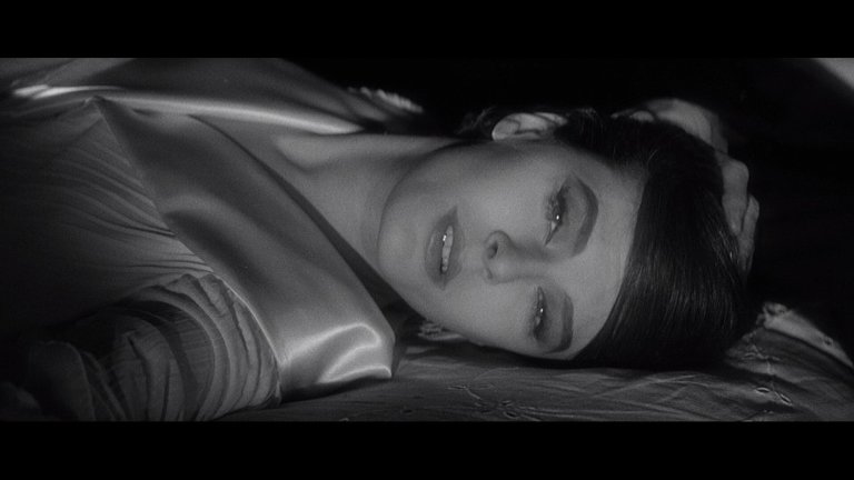 Screen capture from Last Year at Marienbad